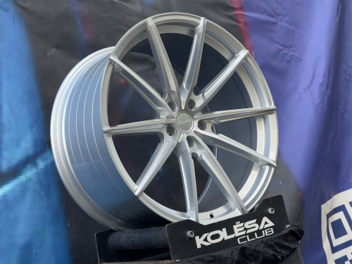 Комплект KC Wheels ART768 9,5j-21 5*112 et30 d66,6 и 10,5j-21 5*112 d66,6 FBS
