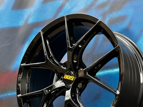 Комплект BBS Design FI-R 9,5j-20 5*120 et35 d72,6 и 8,5j-20 5*120 d72,6 GB