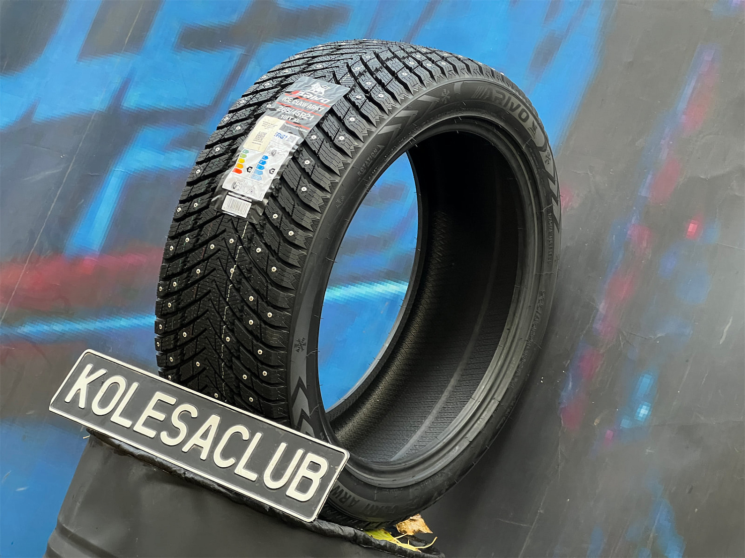 Arivo Ice Claw ARW7 265/45 R21 108T