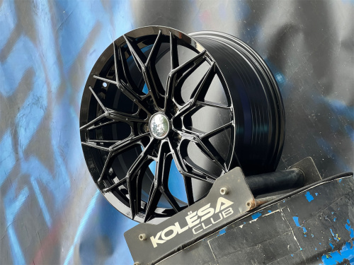 KoKo Wheels FF594 8j-18 5*114,3 ET38 d73,1 GB