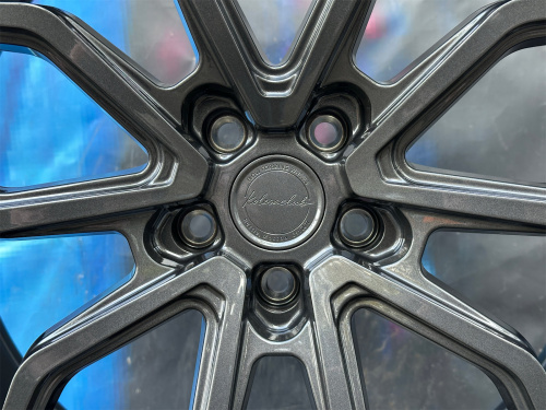 Комплект KC Wheels ART701 10,5j-22 5*112 et35 d66,6 и 9,5j-22 5*112 d66,6 GM
